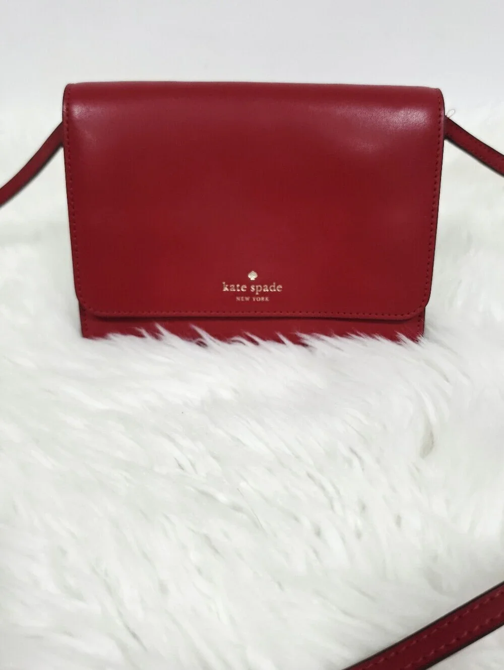 kate spade necessities touch please